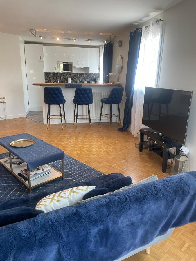 Blue Haven Apartment *